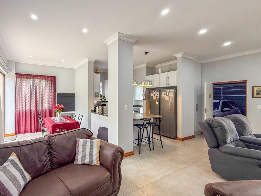 3 Bedroom Property for Sale in Xanadu Eco Residential Estate North West